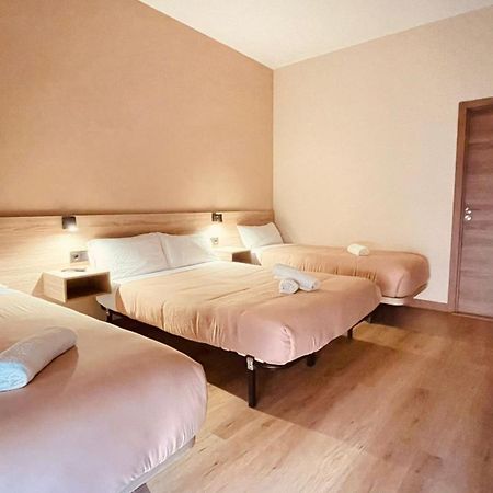 Optimus Comfort Campoamor 101 Valencia Exterior photo