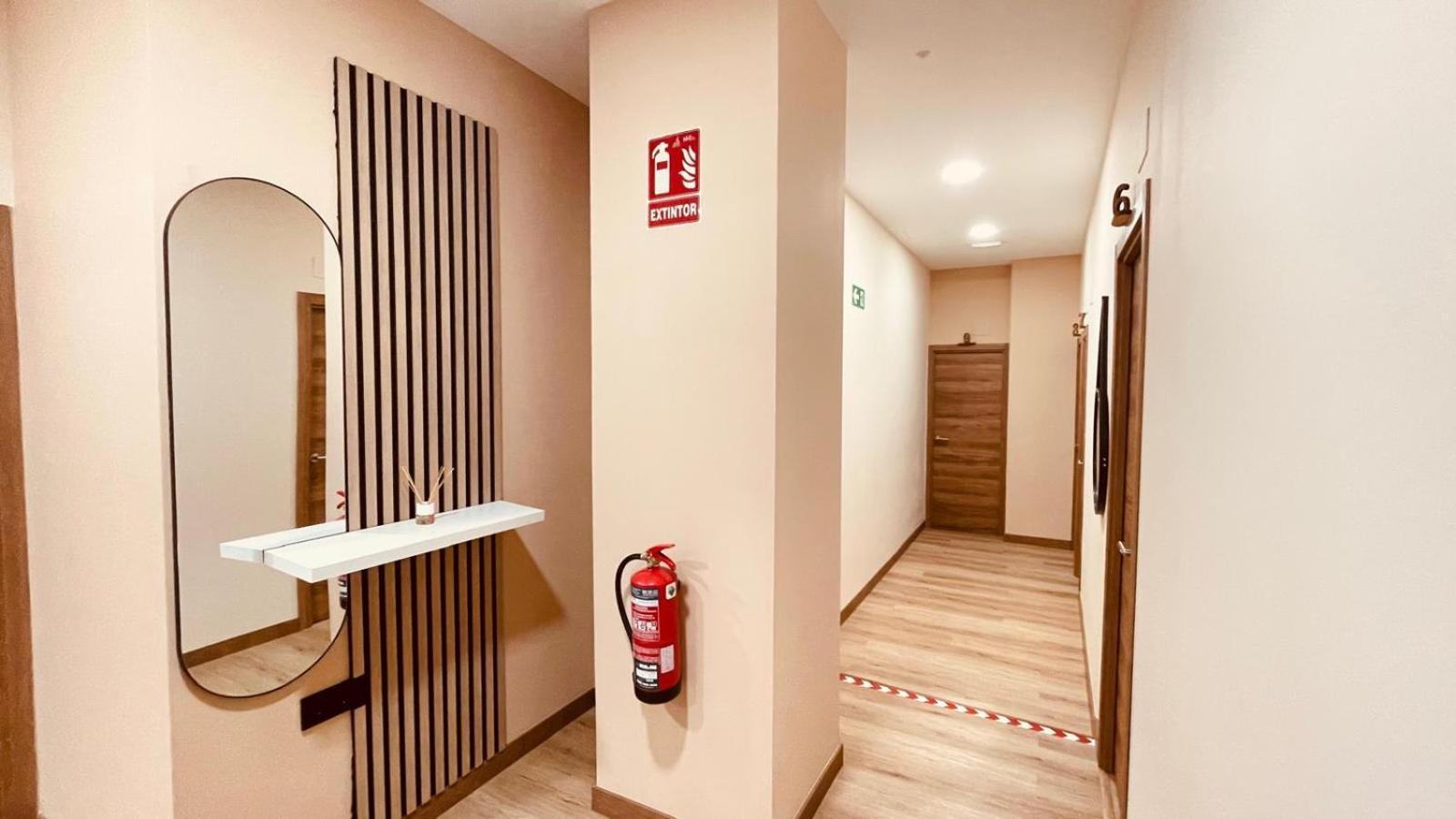Optimus Comfort Campoamor 101 Valencia Exterior photo