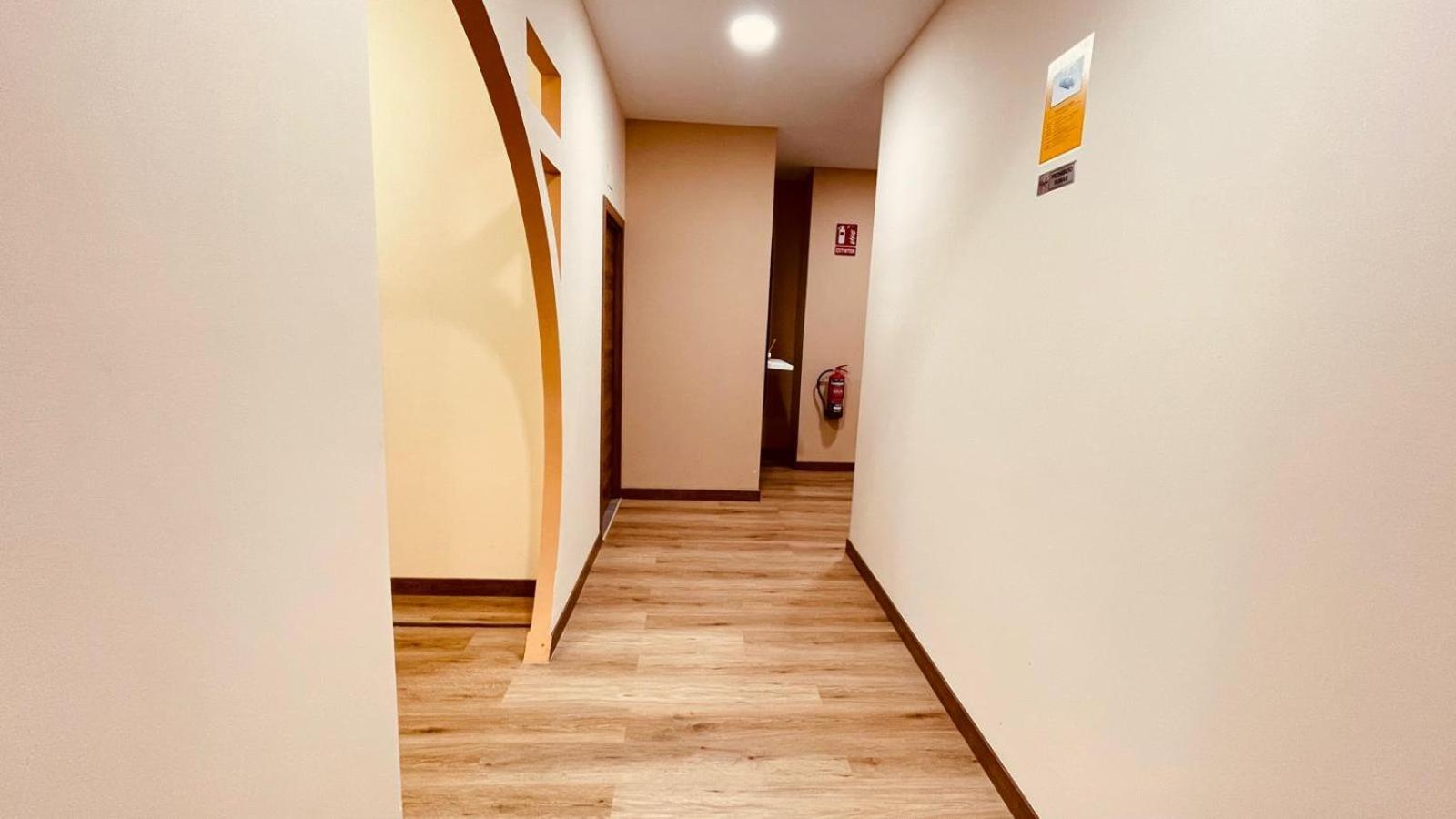 Optimus Comfort Campoamor 101 Valencia Exterior photo