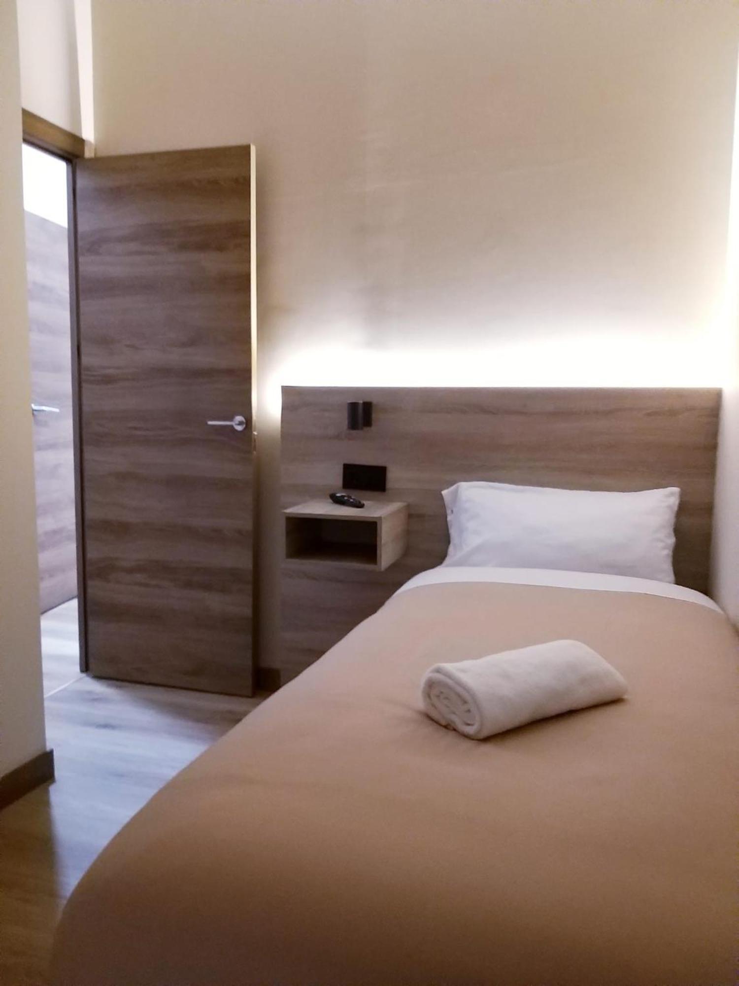 Optimus Comfort Campoamor 101 Valencia Exterior photo