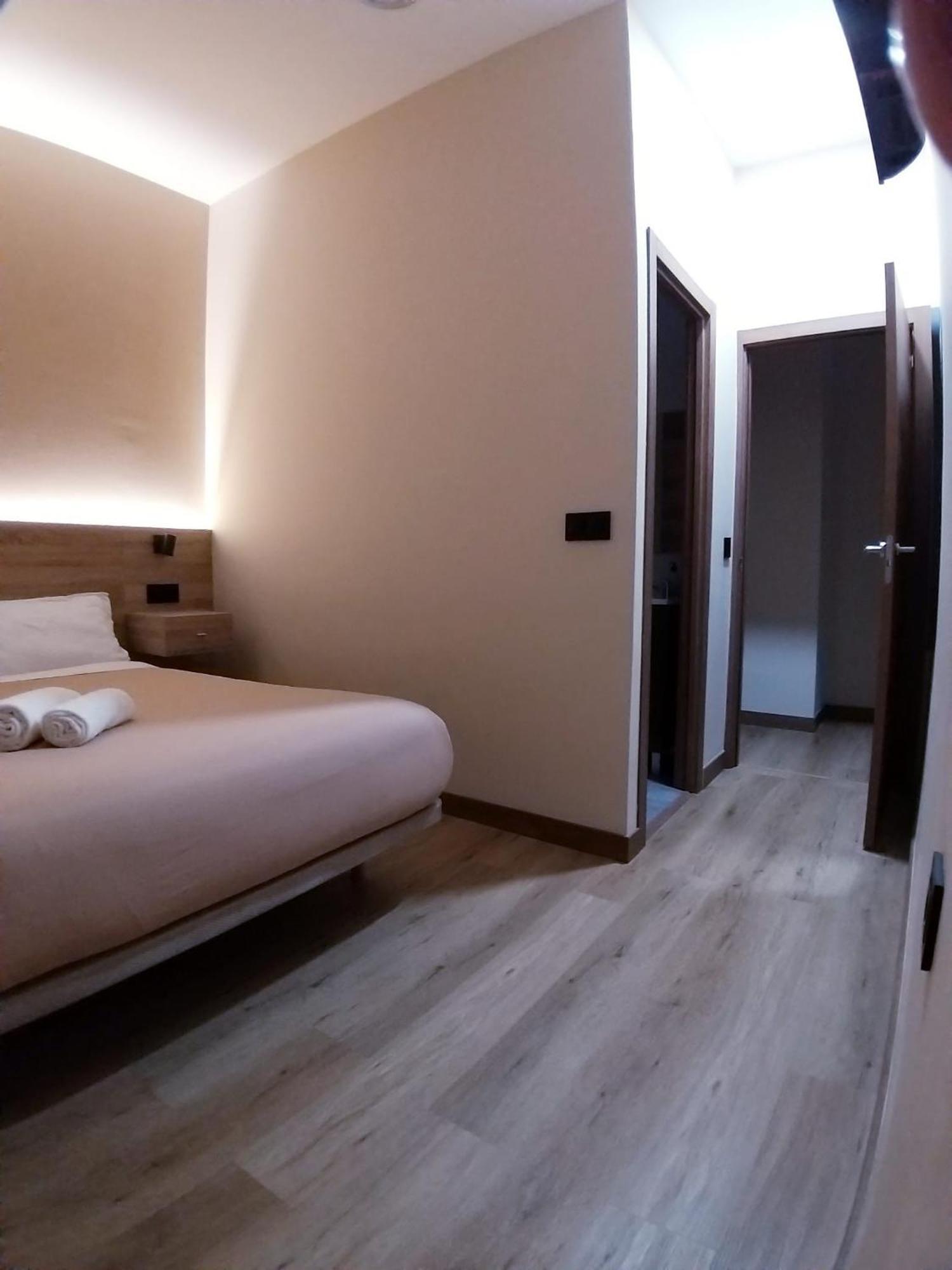 Optimus Comfort Campoamor 101 Valencia Exterior photo