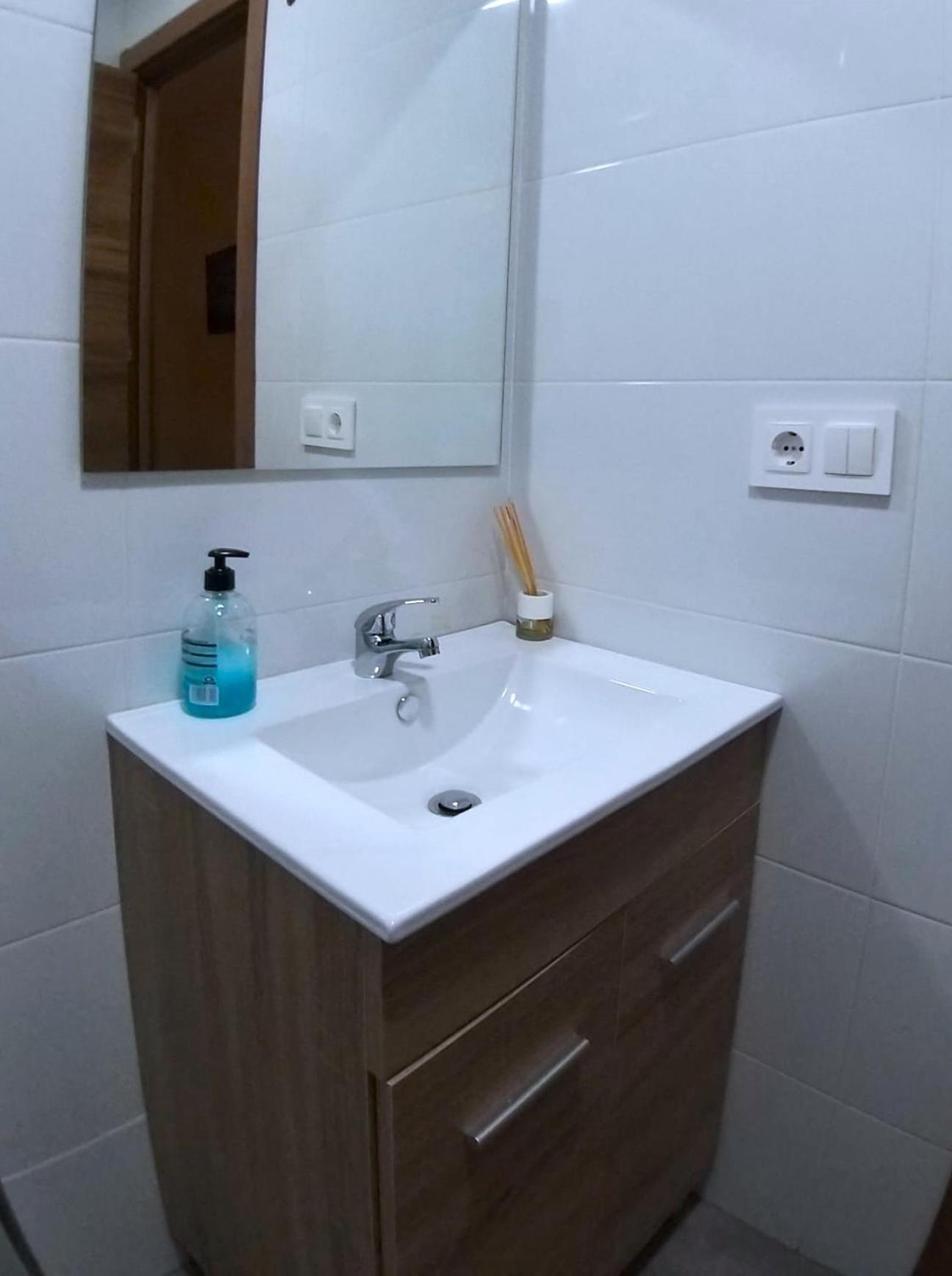 Optimus Comfort Campoamor 101 Valencia Exterior photo