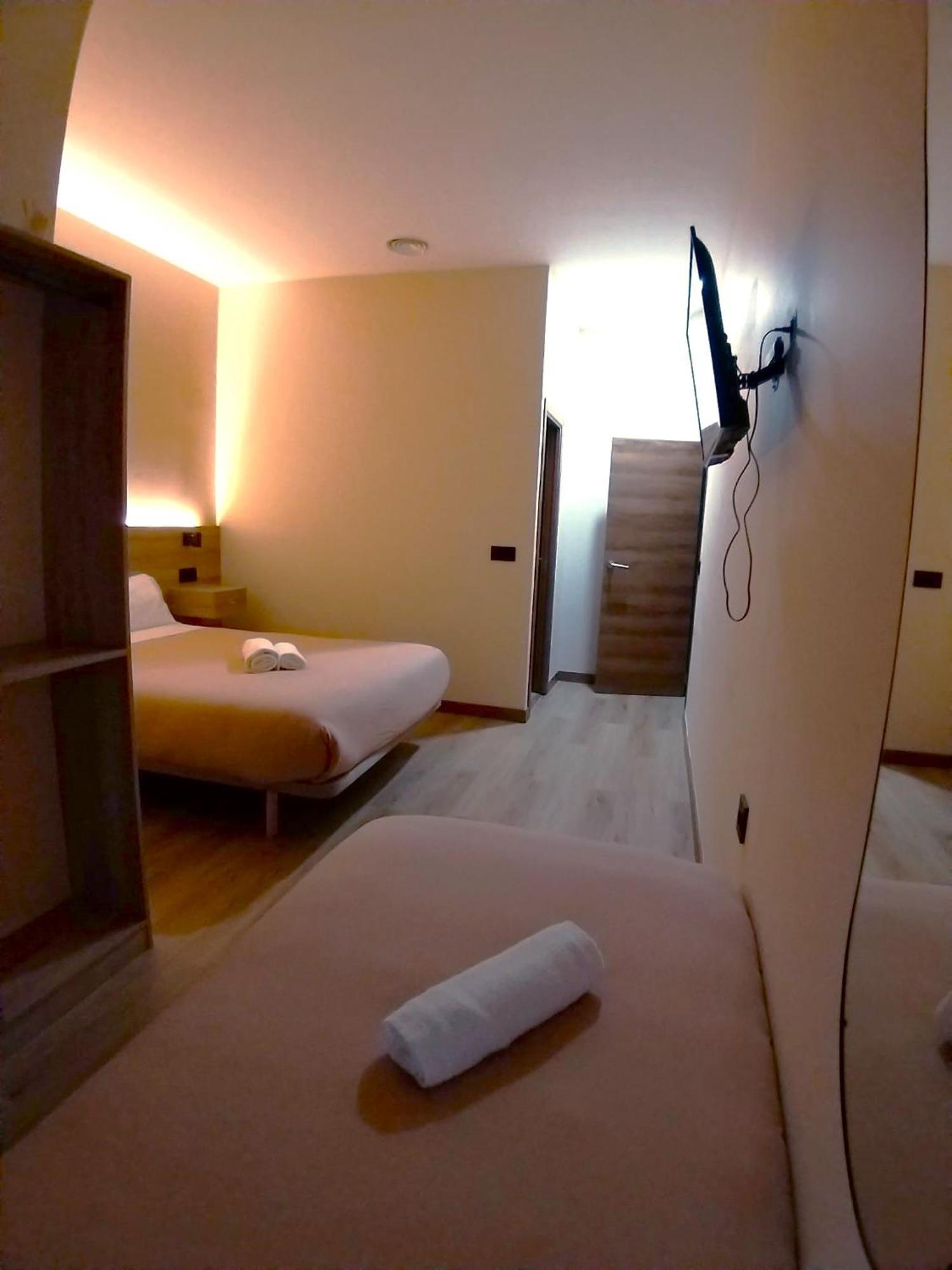 Optimus Comfort Campoamor 101 Valencia Exterior photo